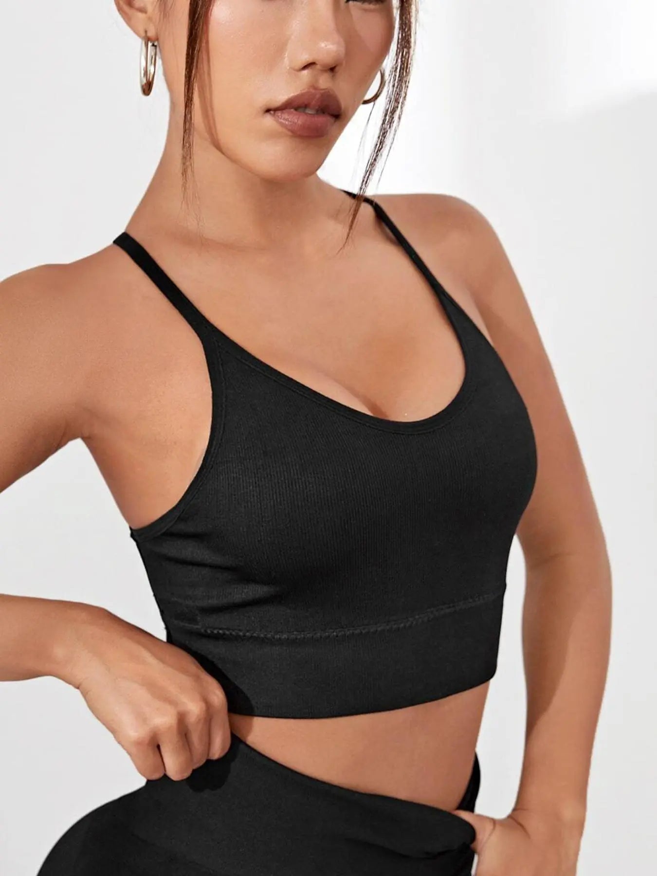 Women'S Solid Criss Cross Backless Sports Bras, Fall Back-To-School Clothing, Gym Clothing, Breathable High Elasticity Padded Wireless Sports Bra for Yoga Gym Workout Running Tennis Pickleball, Sports Bra for Women Top, Sports Bra, Activewear