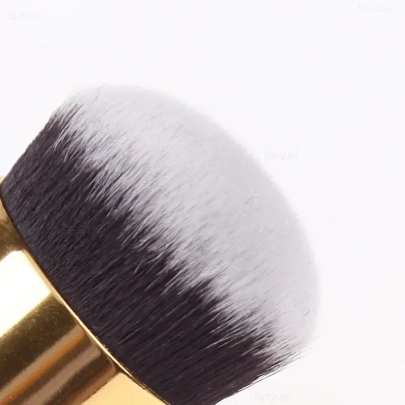 AirTouch Foundation Brush